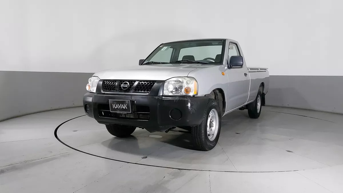 Nissan NP300 DH AC Cabina Sencilla 2.4l 2013