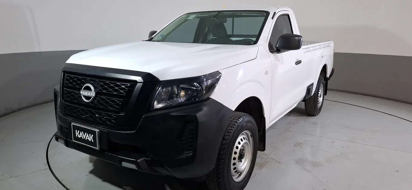 Nissan  2.5 NP300 CAB. REG. 2023